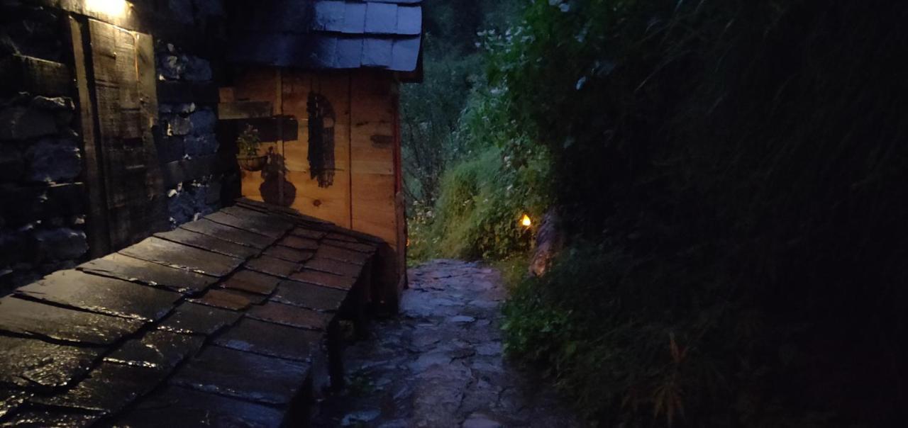 Parvatis Lap Luxury Hostel & Camps Kasol Bagian luar foto